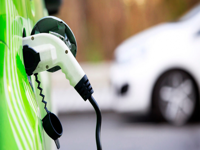 Nitin Gadkari Calls For Rigorous Research To Develop Indigenous Battery Technologies For EVs
